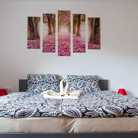 Apartma Rozle Мойстрана Экстерьер фото